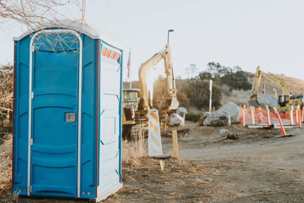 Porta potty delivery and setup in Alhambra, CA